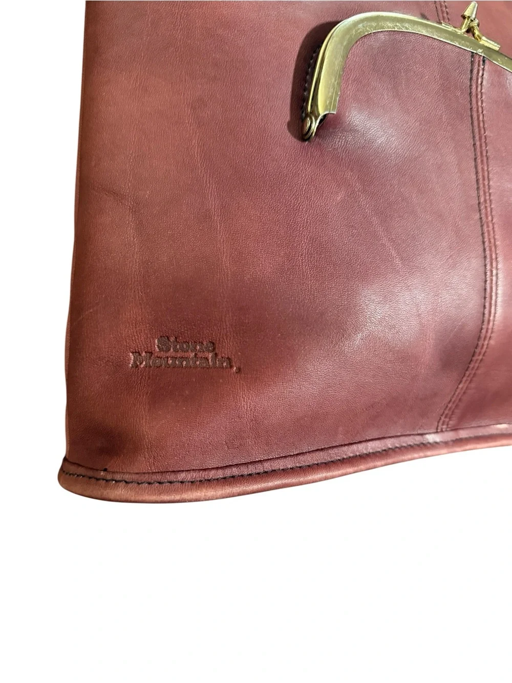 Vintage Leather Tote Oxblood Shoulder Purse Gold Accent Kiss Lock Frame Bag - Picture 12 of 13